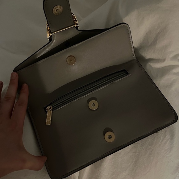 Gray Purse with Gold Hardware and Chain Strap - Picture 5 of 10